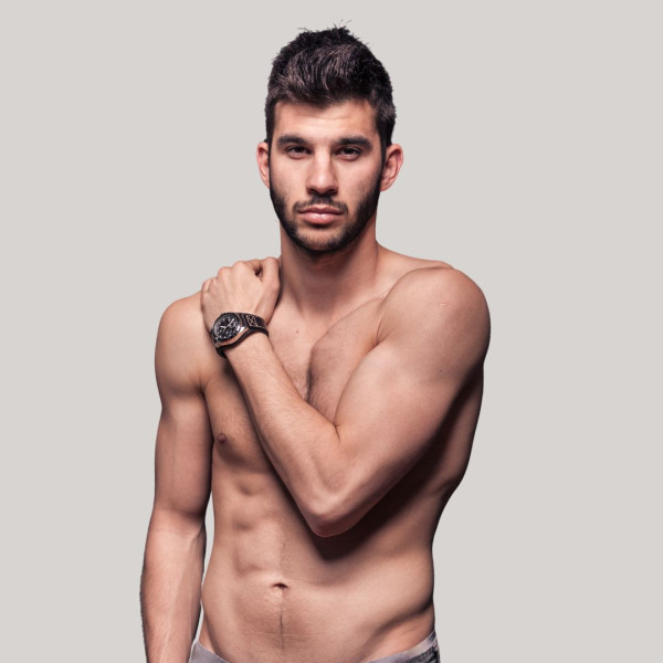 Depilación laser: Piernas completas + torax + línea alba + axilas